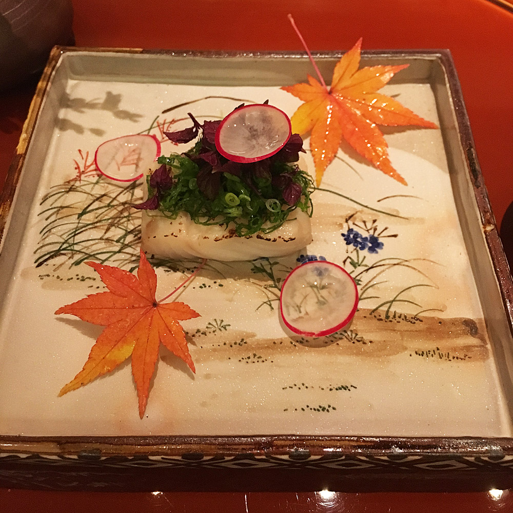 【焼肴】北海道産の真鱈を梅紫蘇風味でお召し上がりくださいませ。