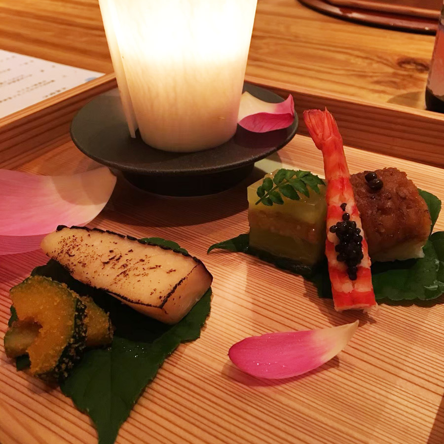【八寸】鱣寿司やまながつおの柚庵焼など 季節盛り合わせ